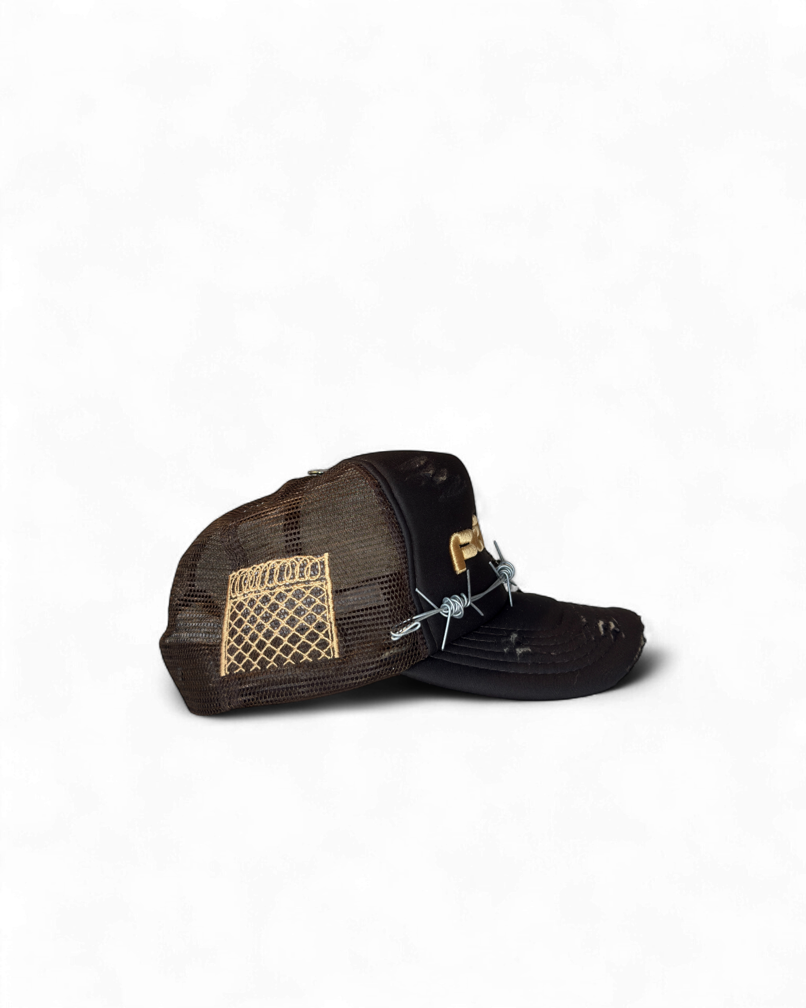 *100% Original* Pálida Studios x Culto Trucker Hat - Charlie Brown - Las de La Lagunilla 100% Originales