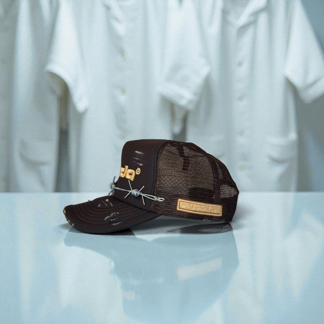 *100% Original* Pálida Studios x Culto Trucker Hat - Charlie Brown - Las de La Lagunilla 100% Originales